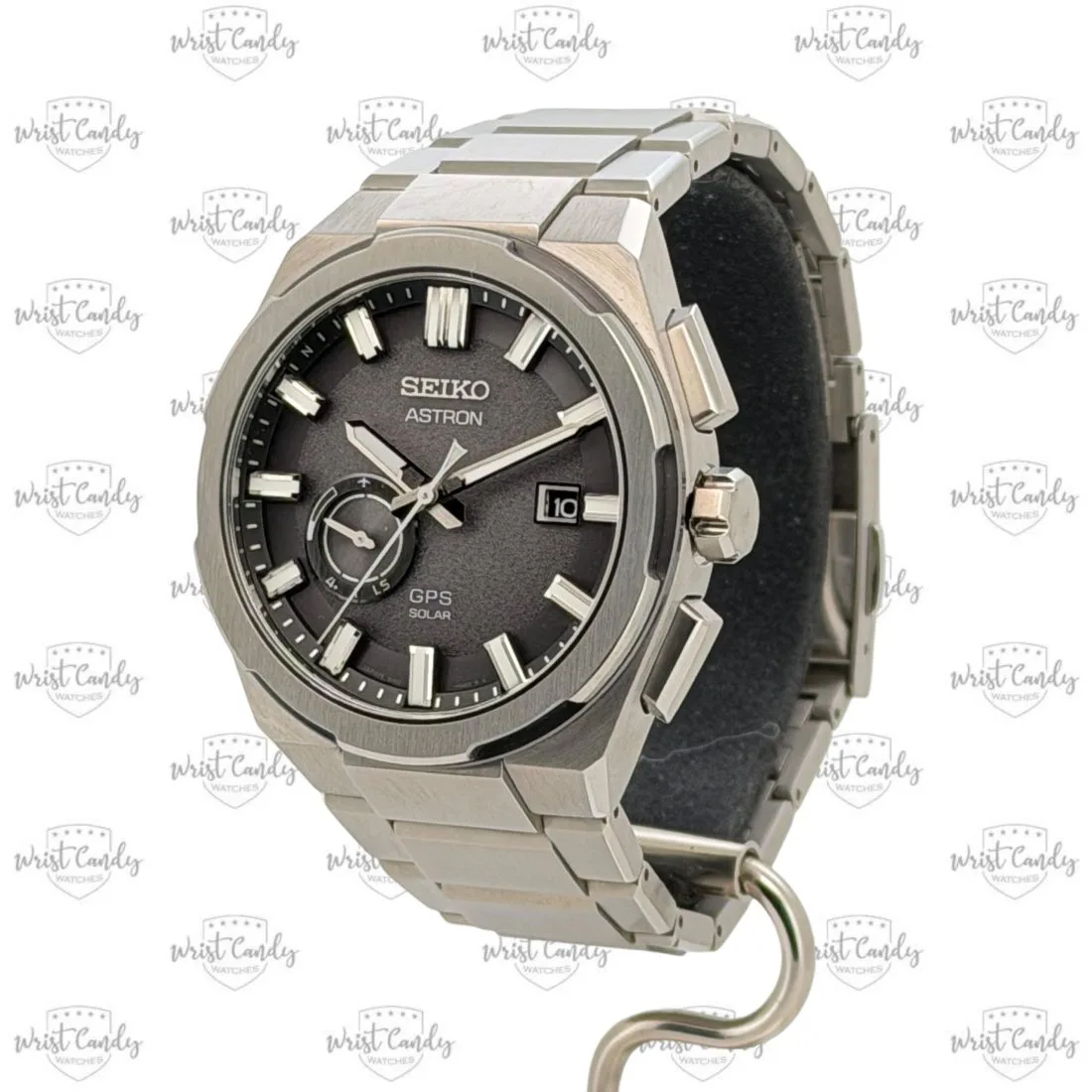 Seiko Astron Solar GPS Titanium — kast