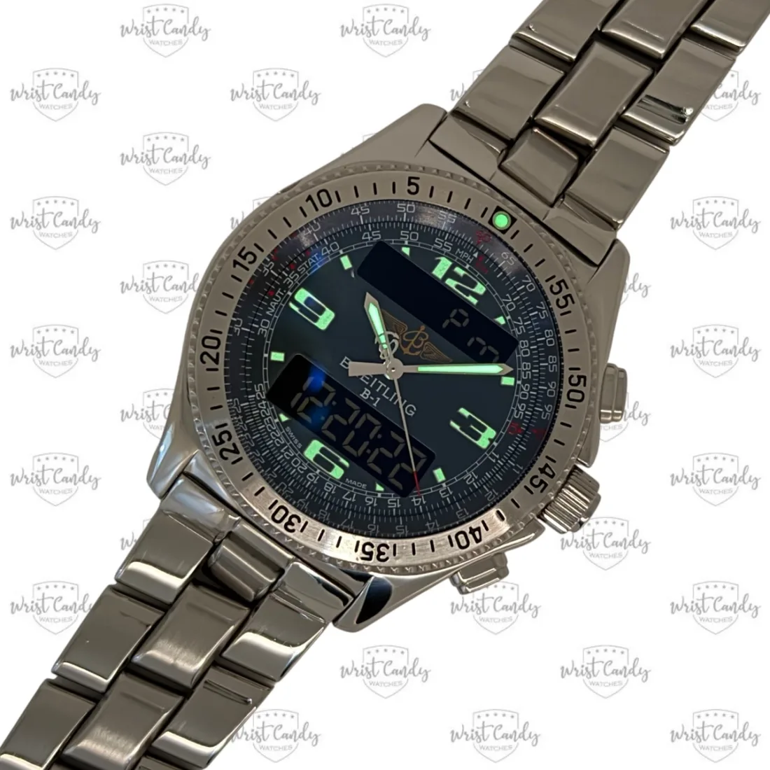Breitling B-1 — zijkant