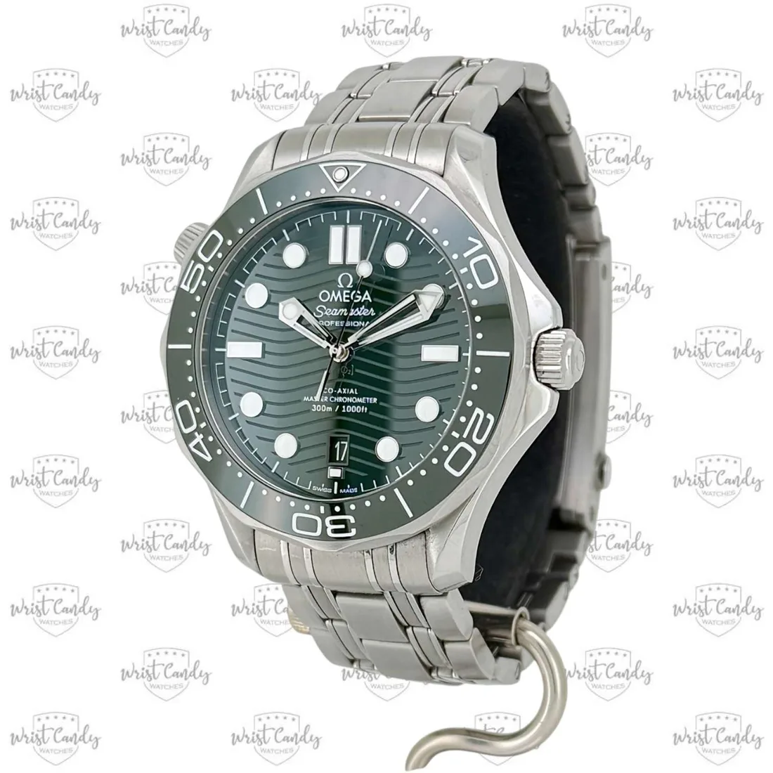 Omega Seamaster Diver 300M green dial — kast