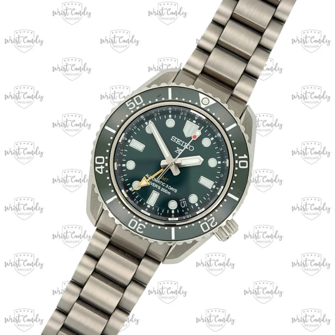 Seiko Prospex 1968 GMT Diver green — sluiting